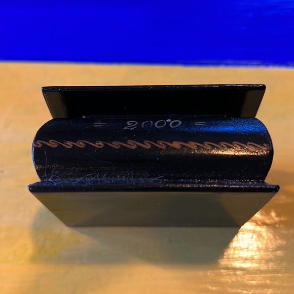 Russian enamel box finely painted details lacquer black horses farm carriage - Picture 9 of 10